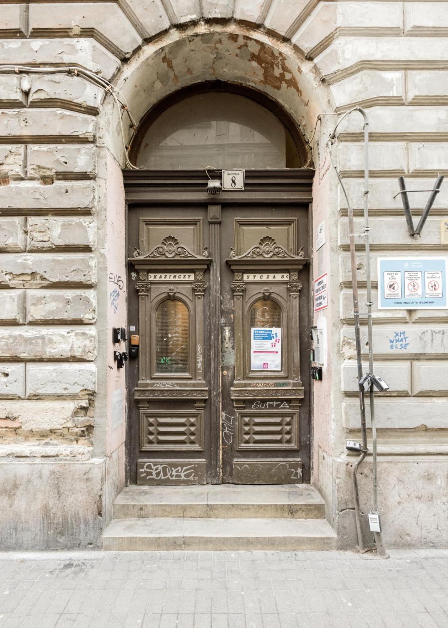 Wellness Wonderland Garden, Sauna, Jacuzzi In Cbd Apartament Budapeszt