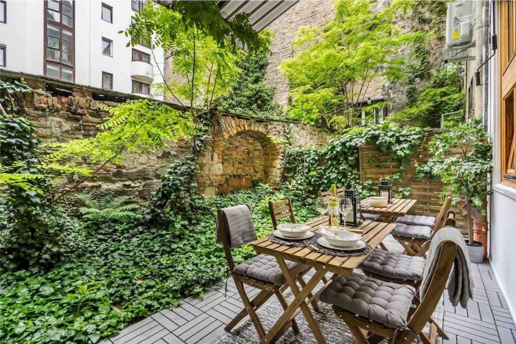 Apartament Wellness Wonderland Garden, Sauna, Jacuzzi In Cbd *